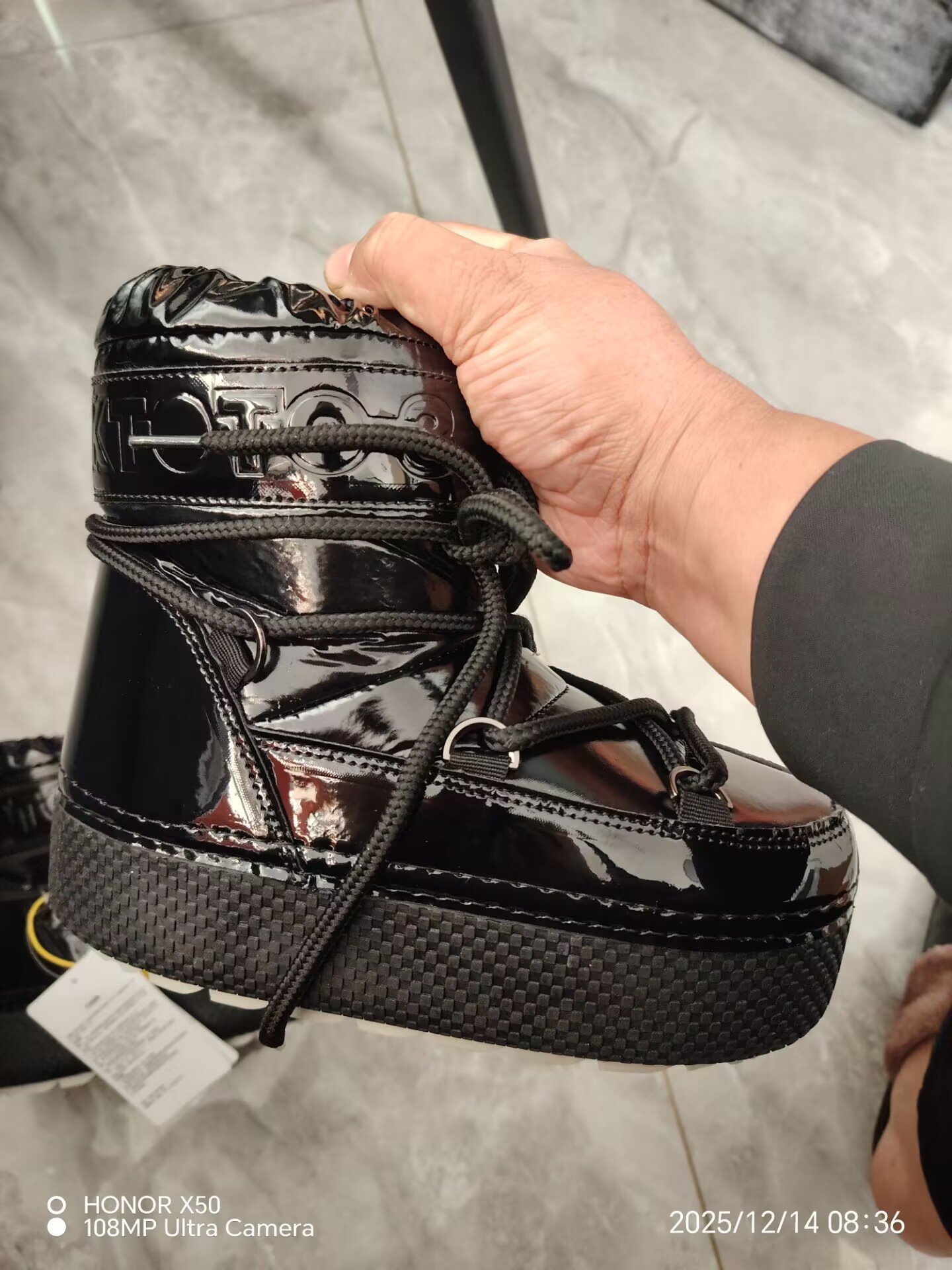 -40 2025 حذاء نسائي جديد للشتا - مراجعة Crossfit Youtube وسعره